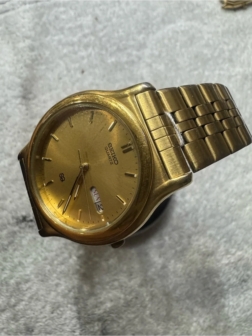 Seiko Gold Tone Men's Quartz Watch with Day-Date